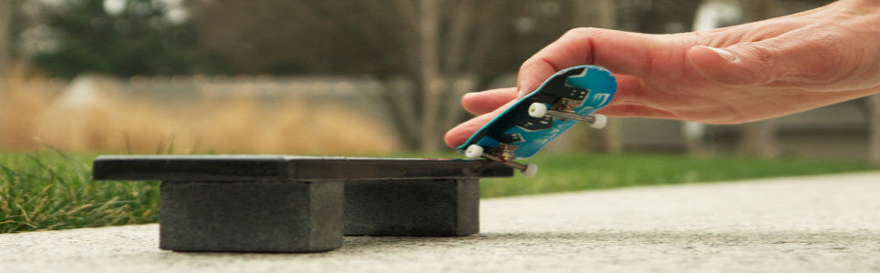 fingerboard fingerskate on bench